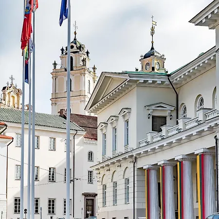 Apartment Next To Cathedral Square, Stylish 2bd Gem, Skapo St