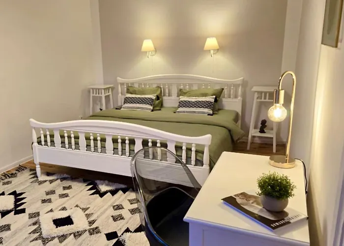 Next To Cathedral Square, Stylish 2bd Gem, Skapo St Vilnius