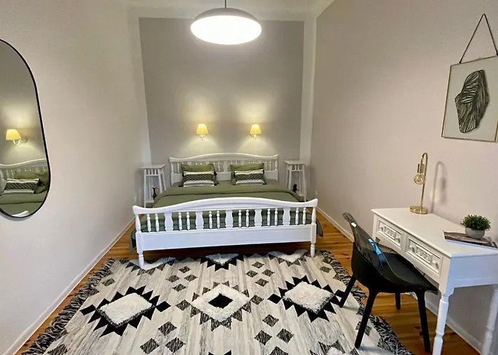 Butas Next To Cathedral Square, Stylish 2bd Gem, Skapo St