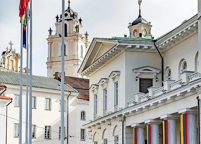 Butas Next To Cathedral Square, Stylish 2bd Gem, Skapo St