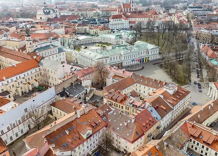 Butas Next To Cathedral Square, Stylish 2bd Gem, Skapo St *