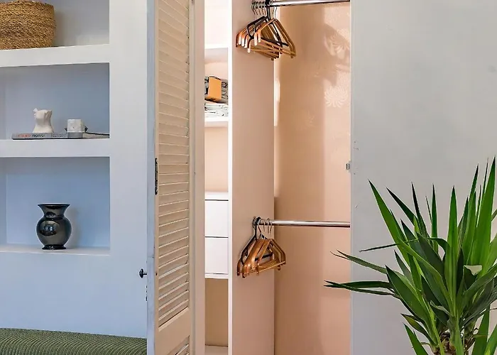 Next To Cathedral Square, Stylish 2bd Gem, Skapo St Lägenhet Vilnius