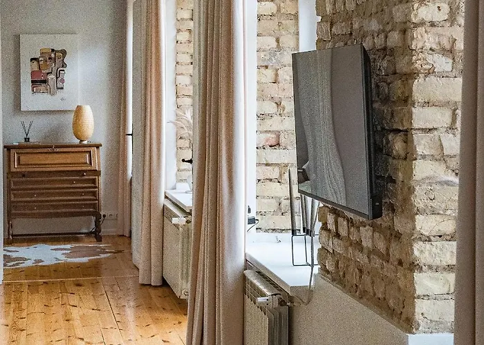 Next To Cathedral Square, Stylish 2bd Gem, Skapo St * Vilnius